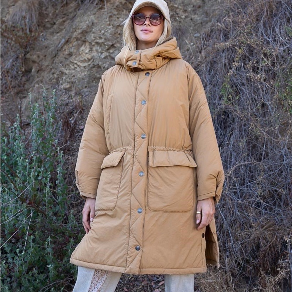 POL Oversized Tan Puffer Coat